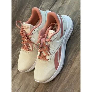 Women Reebok Energen Lux Sneakers size 7
